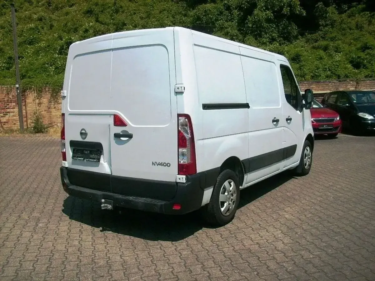 Gebraucht Nissan NV400 136 PS (100 kW) 2021 Weiß Van