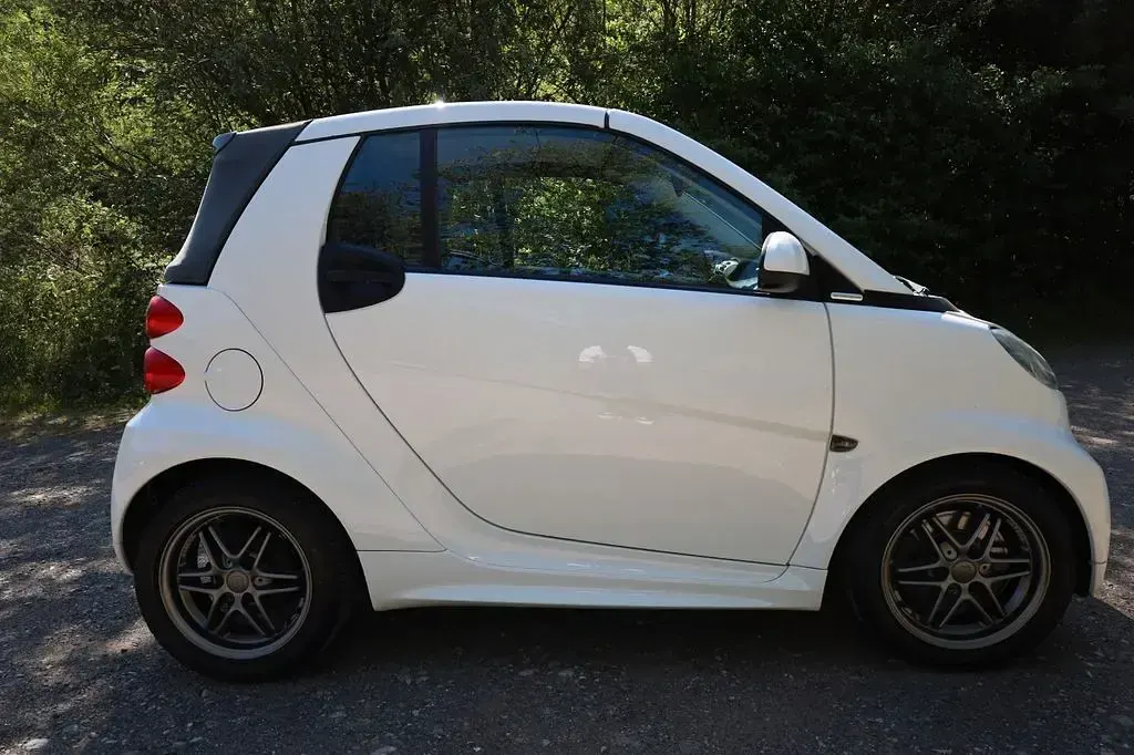 Gebraucht Smart ForTwo Cabrio Brabus 71 PS (52 kW) 2013 Weiß Cabrio