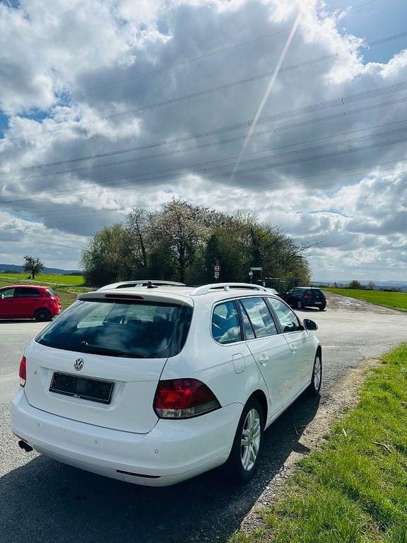 Gebraucht VW Golf VI Highline 160 PS (117 kW) 2011 Weiß Kleinwagen