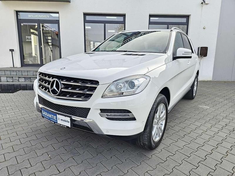 Gebraucht Mercedes ML250 204 PS (150 kW) 2014 Weiß SUV