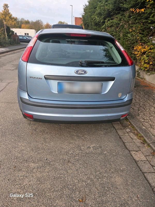 Second-hand Ford Focus 101 CP (74 kW) 2005 Gri Hatchback