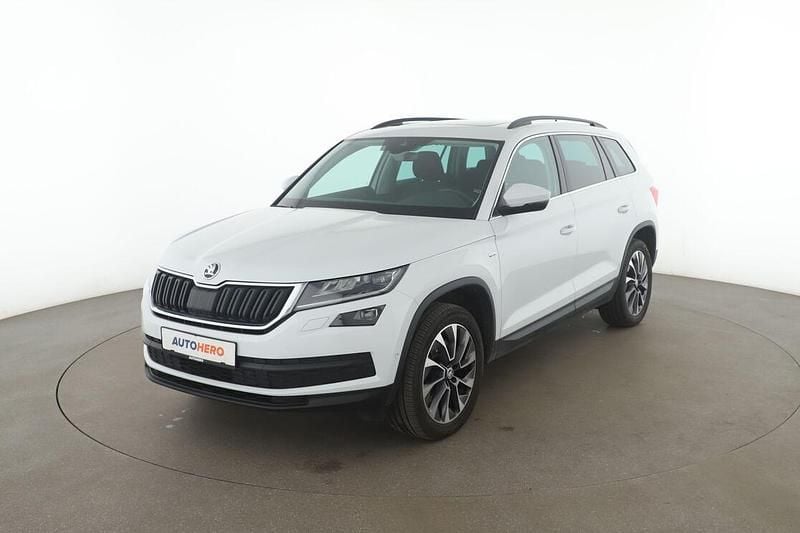 Weiß Gebraucht 2020 Skoda Kodiaq Drive SUV | 27.900 € (Fairer Preis) - Bild 1/3