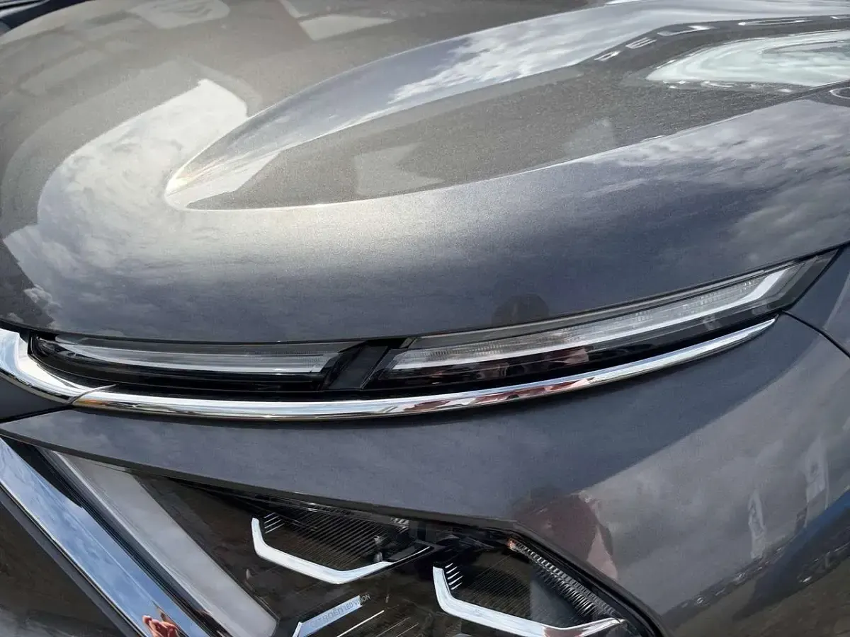 Gebraucht Citroën e-C4 Shine 100 kW (136 PS) 2022 Grau Limousine