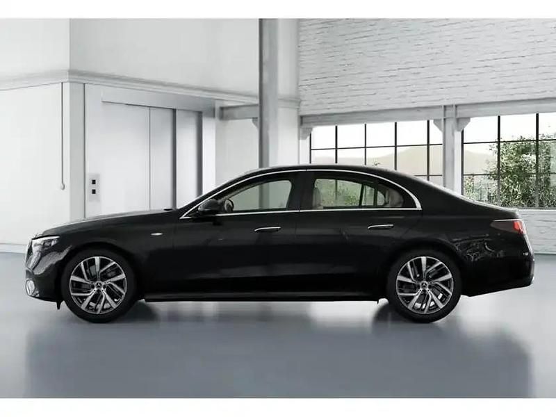 Gebraucht Mercedes E300 Avantgarde 313 PS (230 kW) 2024 Schwarz obsidianschwarz metall Limousine
