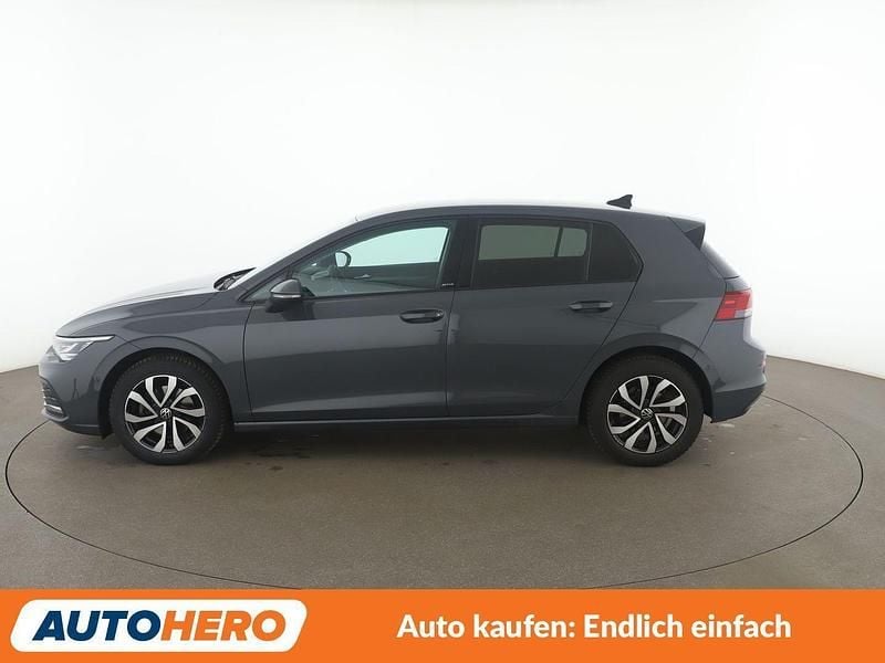 Gebraucht VW Golf VIII Active 116 PS (85 kW) 2021 Grau Limousine