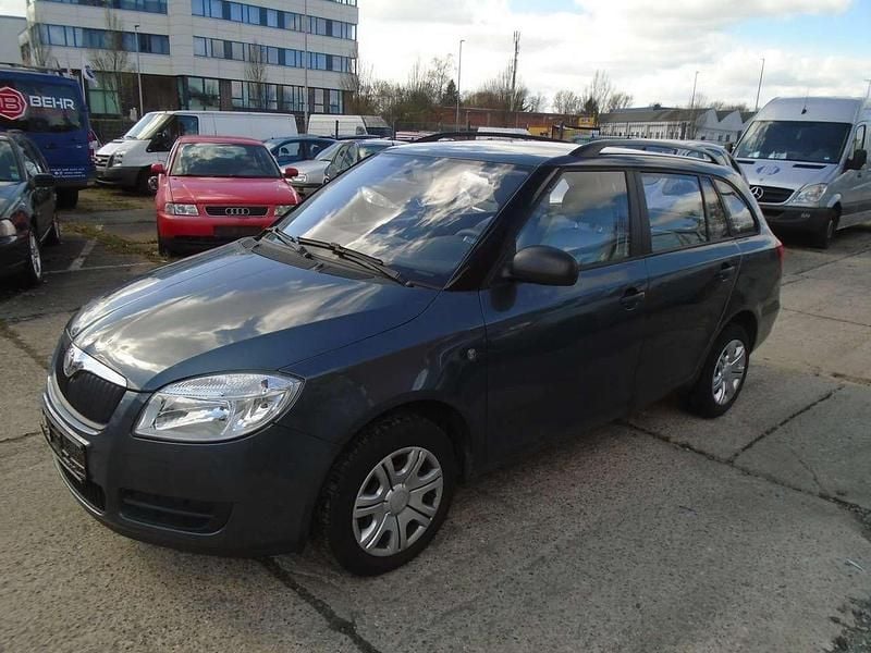 Gebraucht Skoda Fabia 60 PS (44 kW) 2009 Grau Kombi
