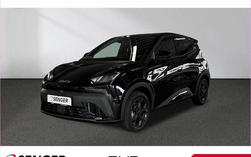 Schwarz Gebraucht 2025 BYD Dolphin Comfort Kleinwagen | 29.970 € (Fairer Preis) - Bild 1/4
