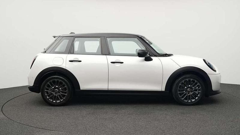 Gebraucht Mini Cooper S Classic 204 PS (150 kW) 2024 Weiß Kleinwagen