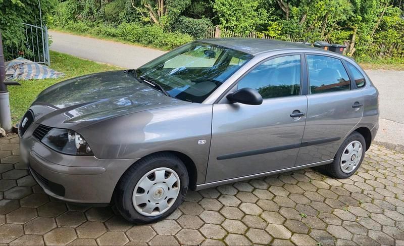 Gebraucht Seat Ibiza 75 PS (55 kW) 2003 Grau Kleinwagen