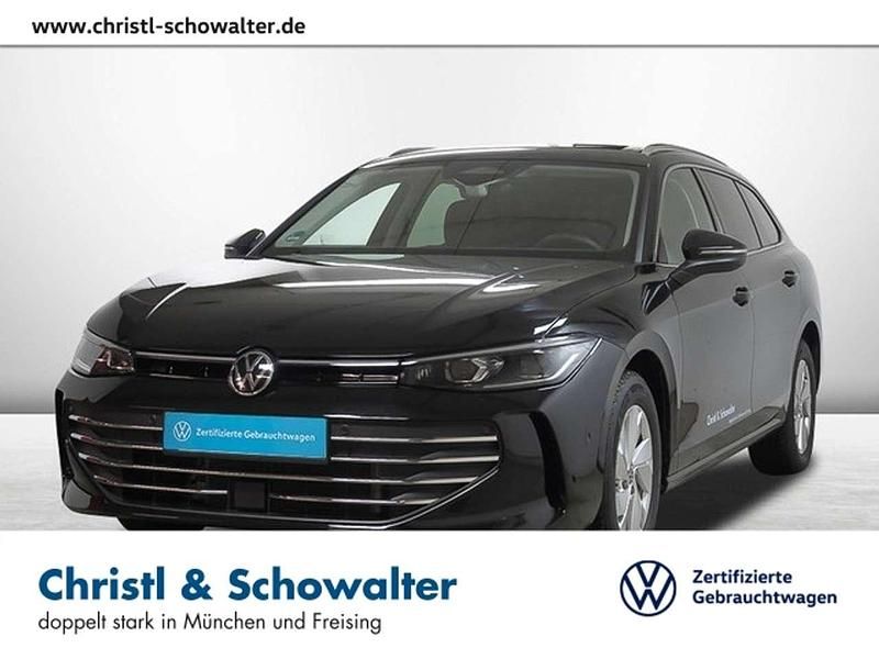 Grenadillschwarz metallic Gebraucht 2024 VW Passat Business Kombi | 42.401 € - Bild 1/4