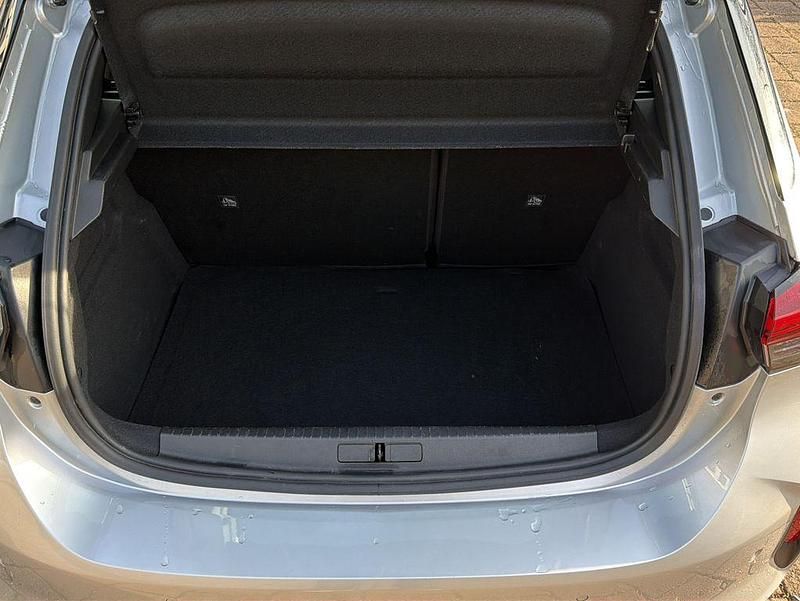 Gebraucht Opel Corsa 101 PS (74 kW) 2025 Grau Kleinwagen