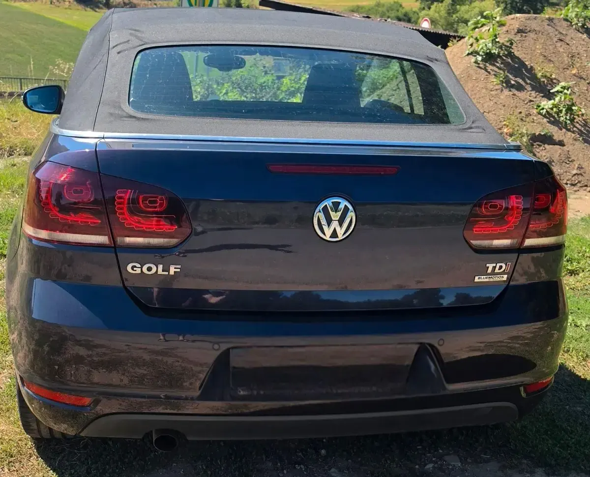 Gebraucht VW Golf Cabriolet 105 PS (77 kW) 2012 Violett Cabrio