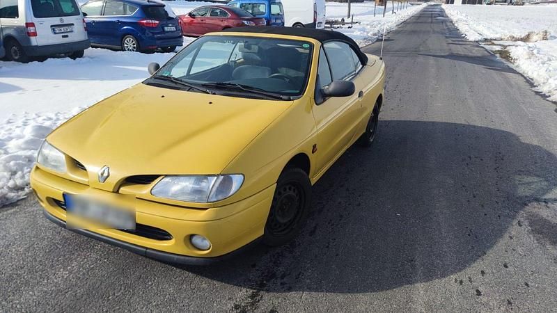 Gebraucht Renault Mégane Cabriolet 90 PS (66 kW) 1997 Gelb Cabrio