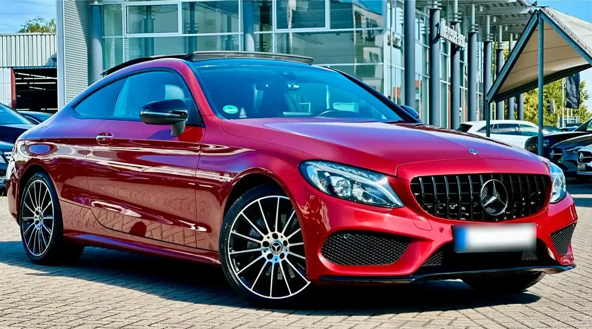 Gebraucht Mercedes C250 211 PS (155 kW) 2017 Rot Coupé