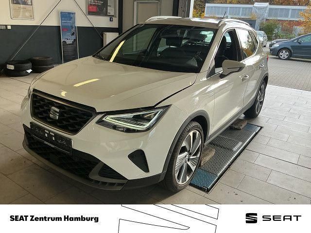 Weiß Gebraucht 2023 Seat Arona FR SUV | 22.440 € (Fairer Preis) - Bild 1/4