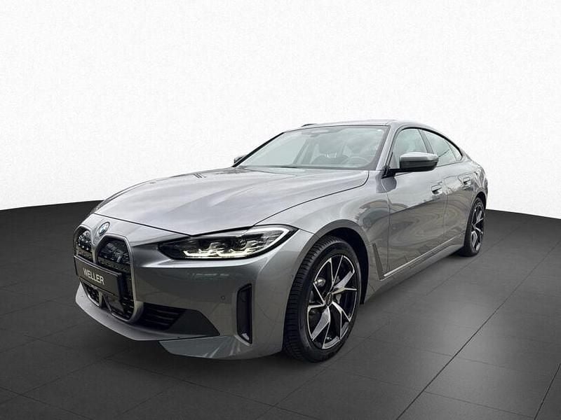 Gebraucht BMW i4 Shadowline 210 kW (286 PS) 2023 Skyscraper grau (grau) Limousine