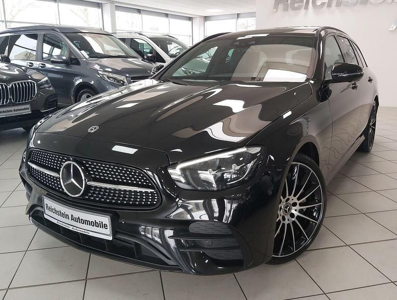 Obsidianschwarz Gebraucht 2022 Mercedes E400 AMG Kombi | 42.980 € (Guter Preis) - Bild 1/4