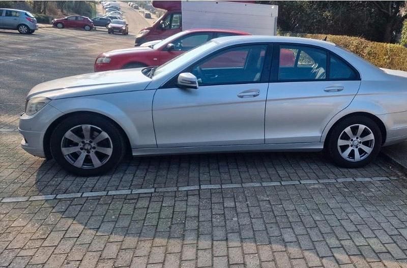 Gebraucht Mercedes C200 136 PS (100 kW) 2008 Silber Limousine