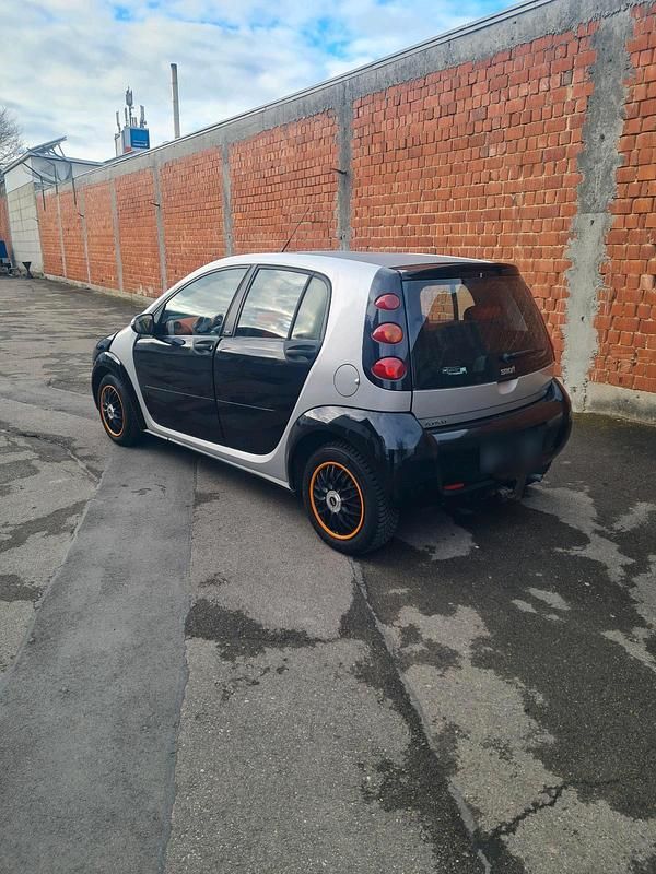 Second-hand Smart ForFour 95 CP (69 kW) 2004 Negru Hatchback