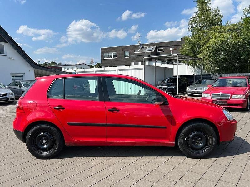 Gebraucht VW Golf V Trendline 102 PS (75 kW) 2007 Tornadorot Limousine
