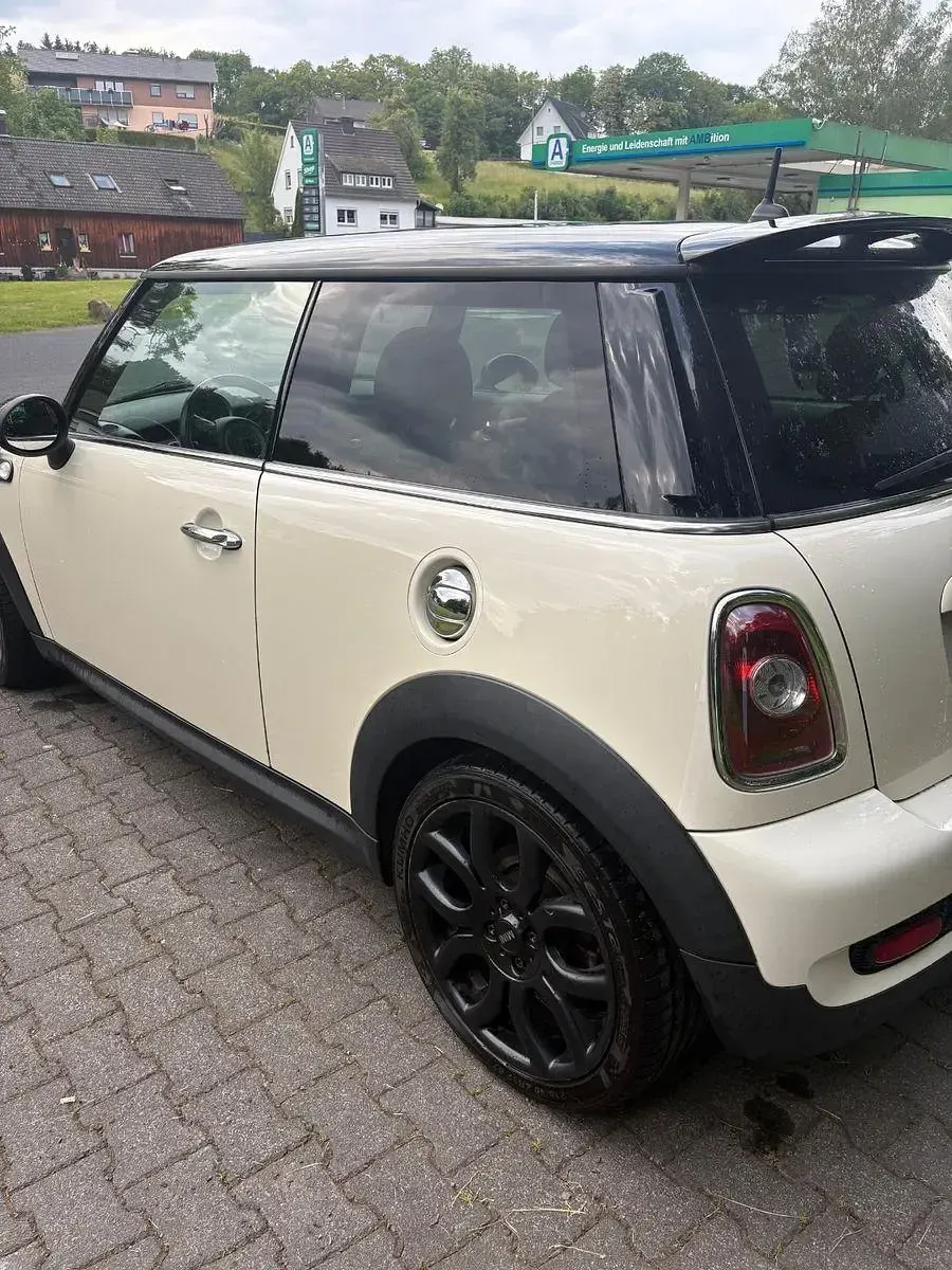 Gebraucht Mini Cooper S 174 PS (127 kW) 2009 Weiß Kleinwagen