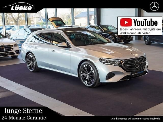 Silber Gebraucht 2024 Mercedes E300 Avantgarde Kombi | 59.900 € - Bild 1/4