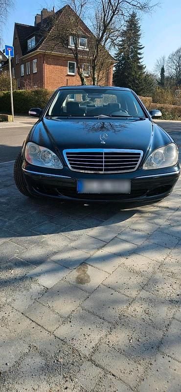 Schwarz Gebraucht 2025 Mercedes S350 Limousine | 3.850 € - Bild 1/4