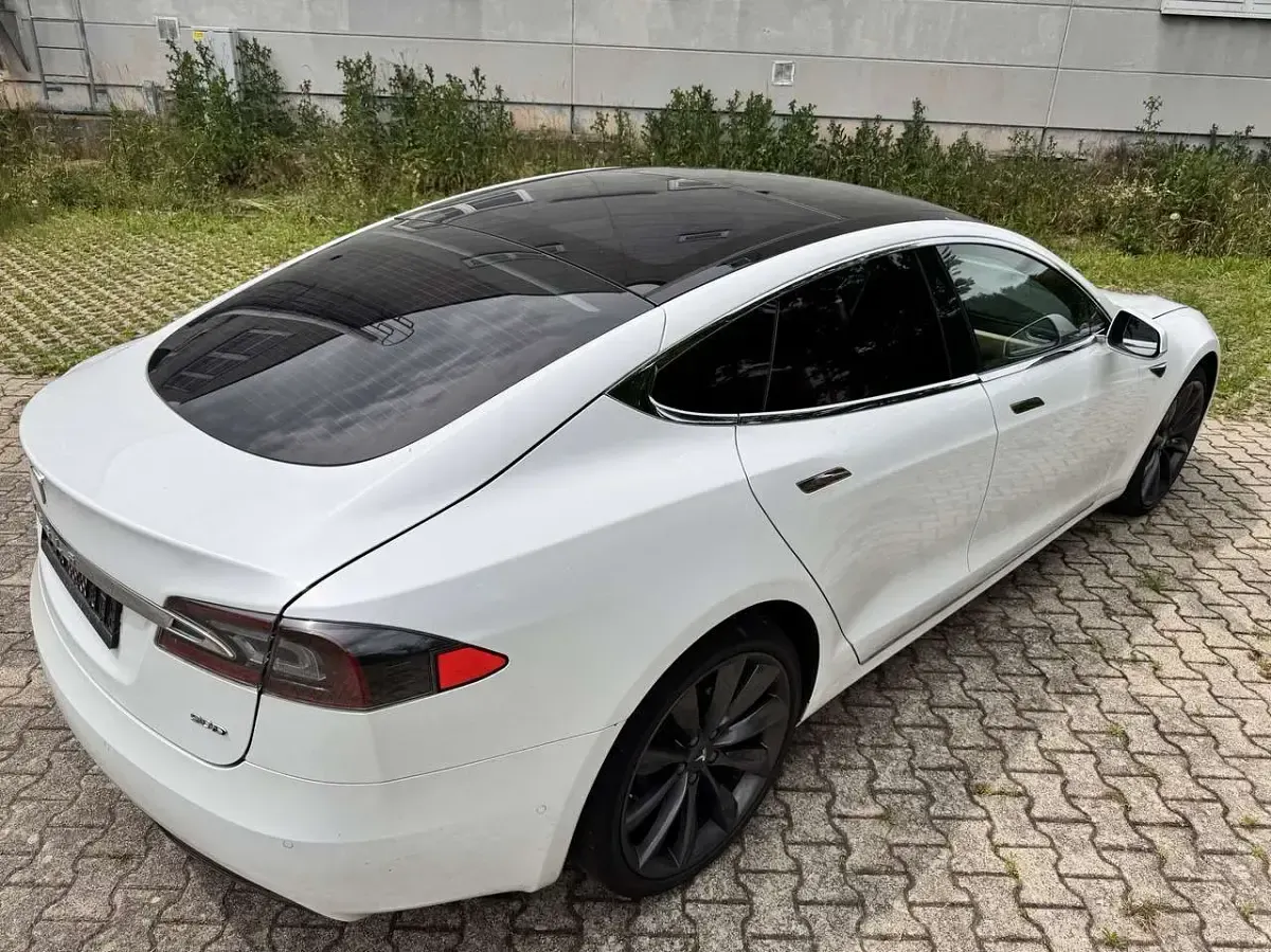 Gebraucht Tesla Model S 309 kW (421 PS) 2017 Weiß Kleinwagen