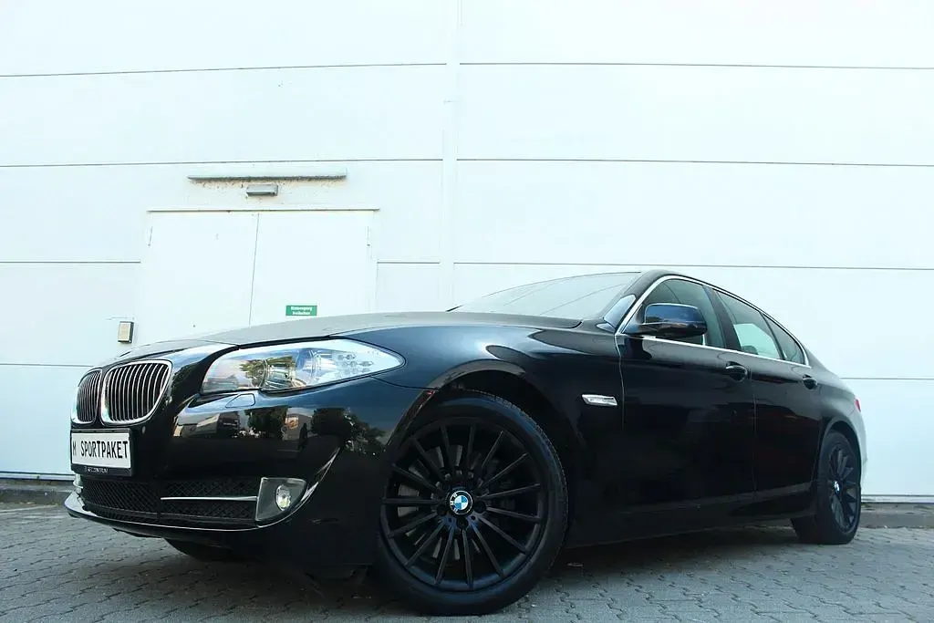 Gebraucht BMW 530 M Sport 258 PS (189 kW) 2012 Schwarz Limousine