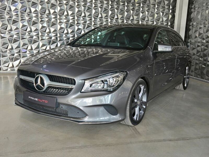 Grau Gebraucht 2017 Mercedes CLA180 Shooting Brake Urban Kombi | 17.890 € (Fairer Preis) - Bild 1/4