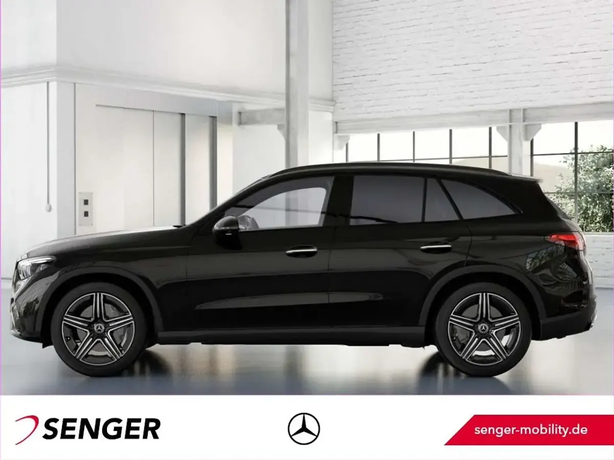 Gebraucht Mercedes GLC450 AMG Line Premium Plus 367 PS (269 kW) 2025 Schwarz SUV