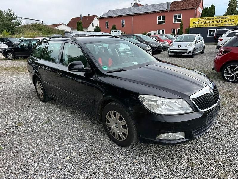 Schwarz Gebraucht 2009 Skoda Octavia Ambiente Kombi | 1.700 € (Fairer Preis) - Bild 1/4