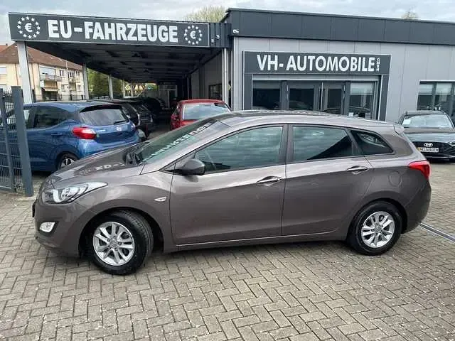 Second-hand Hyundai i30 120 CP (88 kW) 2015 Maro Break