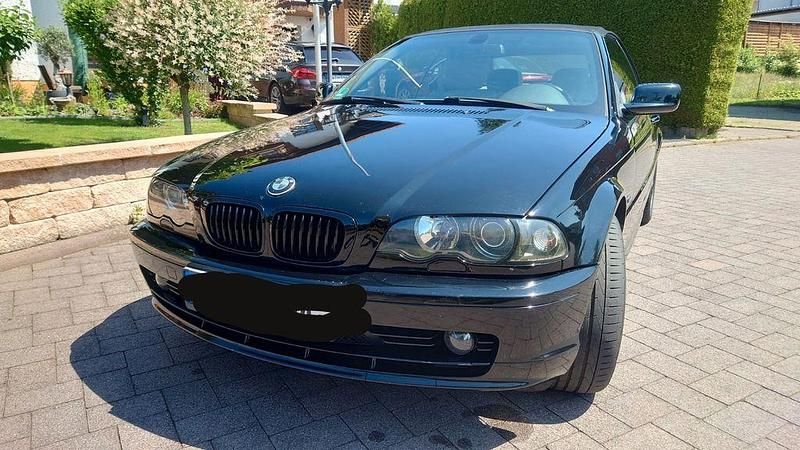 Gebraucht BMW 320 Performance 170 PS (125 kW) 2001 Schwarz Cabrio