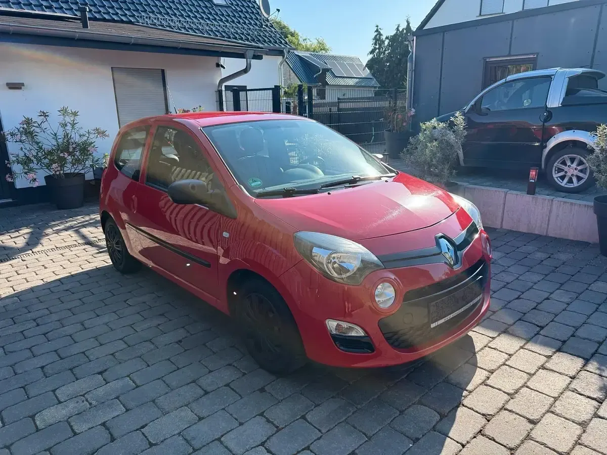 Gebraucht Renault Twingo 75 PS (55 kW) 2012 Rot Kleinwagen