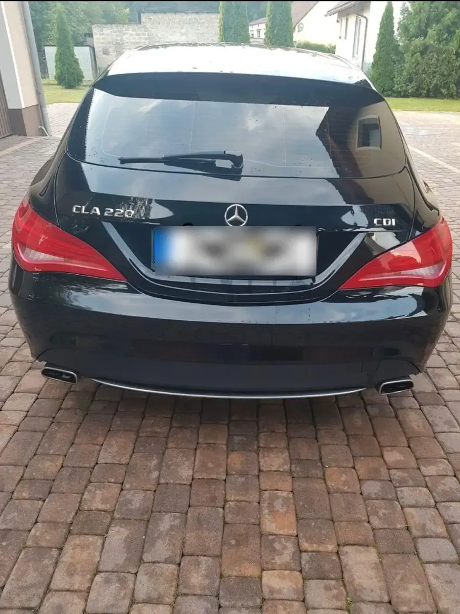 Gebraucht Mercedes CLA220 177 PS (130 kW) 2015 Schwarz Coupé