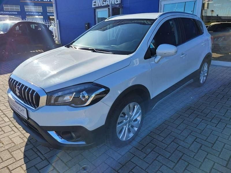 Weiß Gebraucht 2021 Suzuki SX4 S-Cross Comfort SUV | 19.990 € (Guter Preis) - Bild 1/4