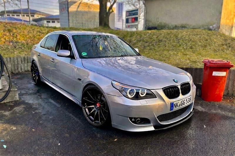 Gebraucht BMW 520 163 PS (119 kW) 2006 Silber Limousine