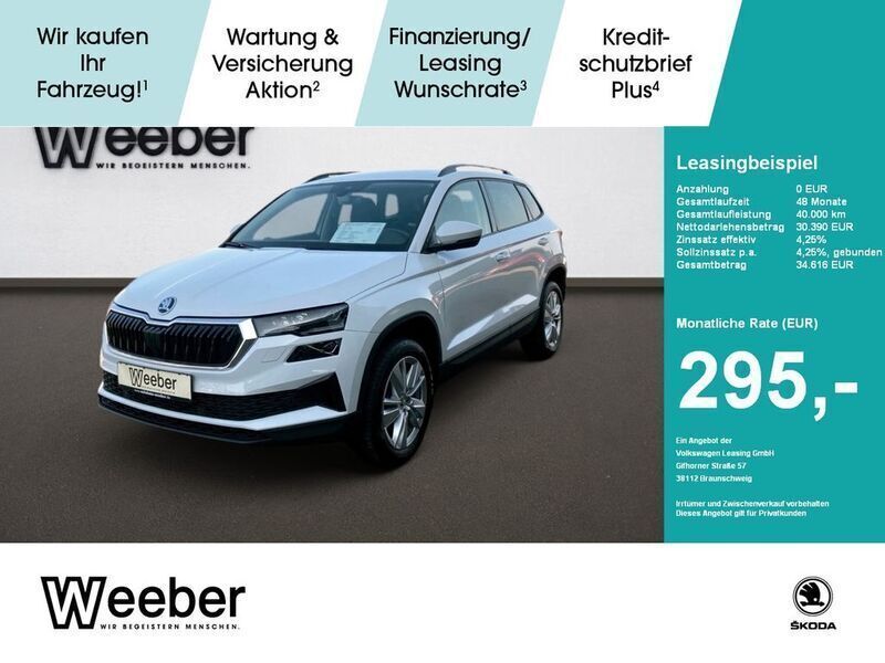 Moonweiss (metallic) Gebraucht 2024 Skoda Karoq Selection SUV | 30.390 € (Guter Preis) - Bild 1/4