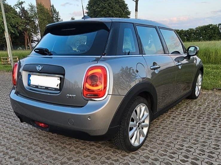 Second-hand Mini ONE 102 CP (75 kW) 2019 Argintiu Hatchback
