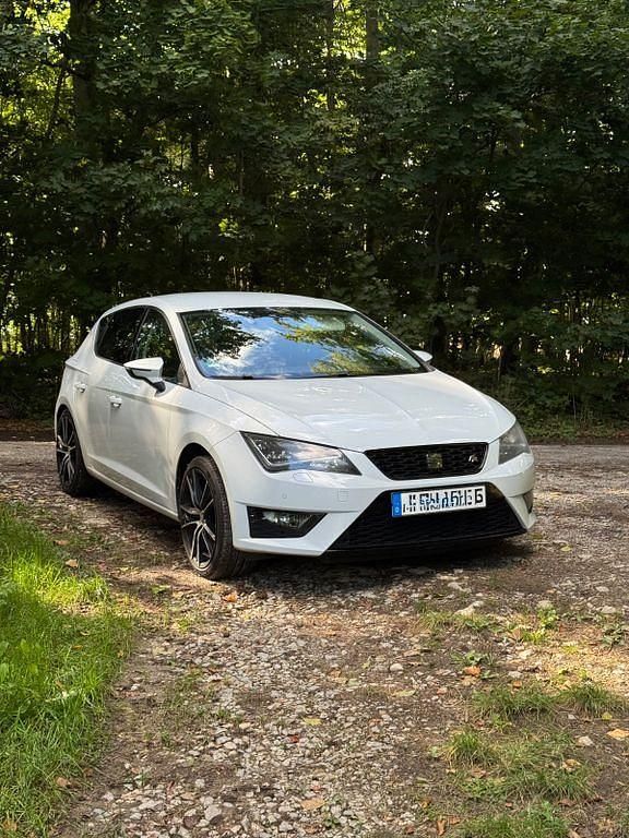 Gebraucht Seat Leon FR 140 PS (102 kW) 2013 Weiß Limousine