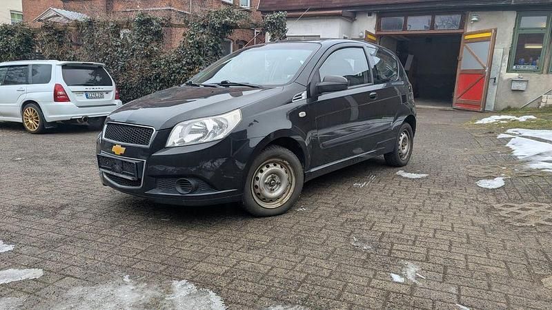 Gebraucht Chevrolet Aveo 84 PS (61 kW) 2009 Schwarz Limousine