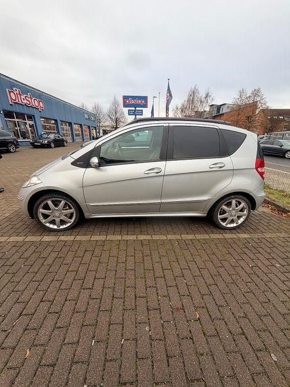 Gebraucht Mercedes A180 109 PS (80 kW) 2005 Silber Van / Kleinbus