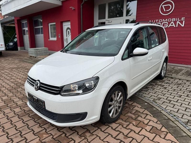 Weiß Gebraucht 2011 VW Touran Comfortline Van / Kleinbus | 4.950 € (Superpreis) - Bild 1/4