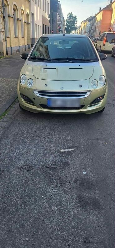 Grün Gebraucht 2006 Smart ForFour Kleinwagen | 800 € - Bild 1/4