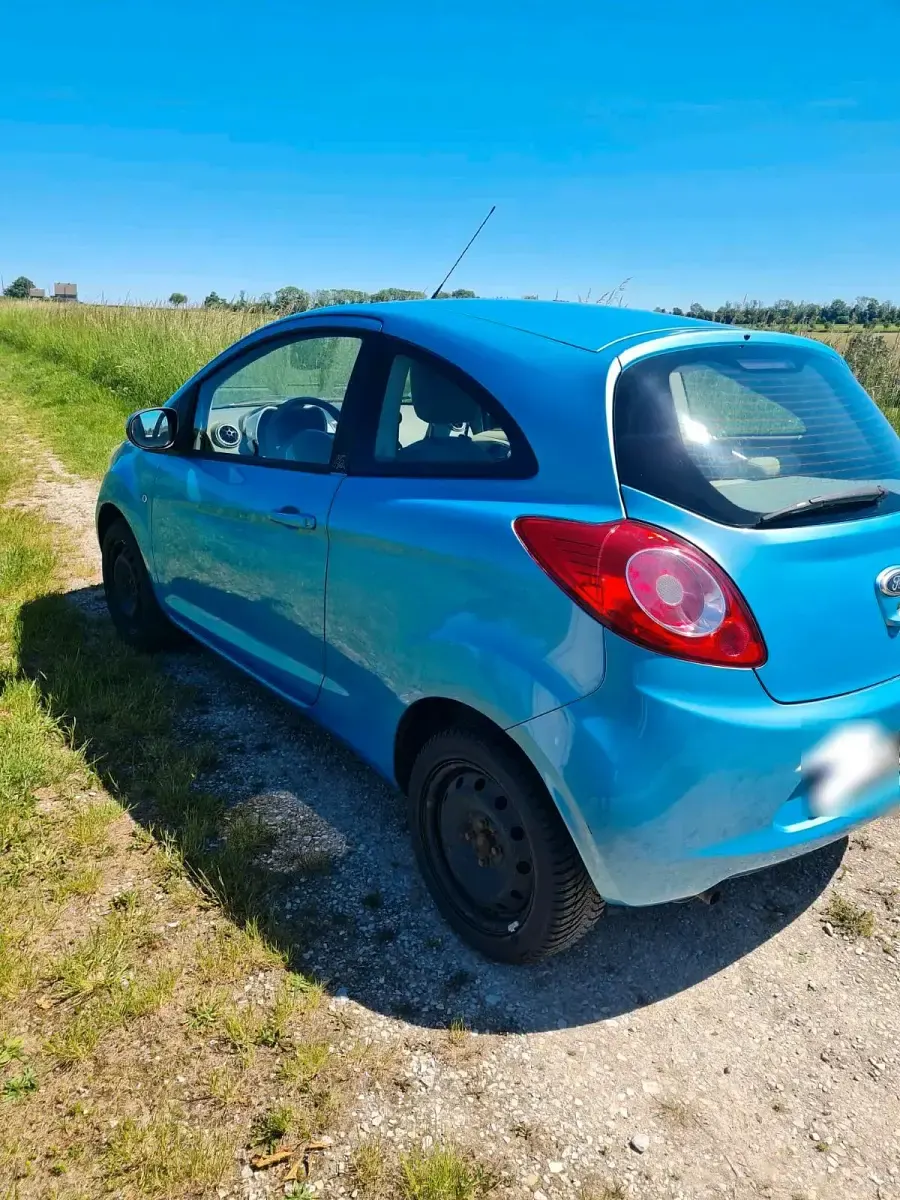 Gebraucht Ford Ka Titanium 69 PS (50 kW) 2010 Blau Kleinwagen