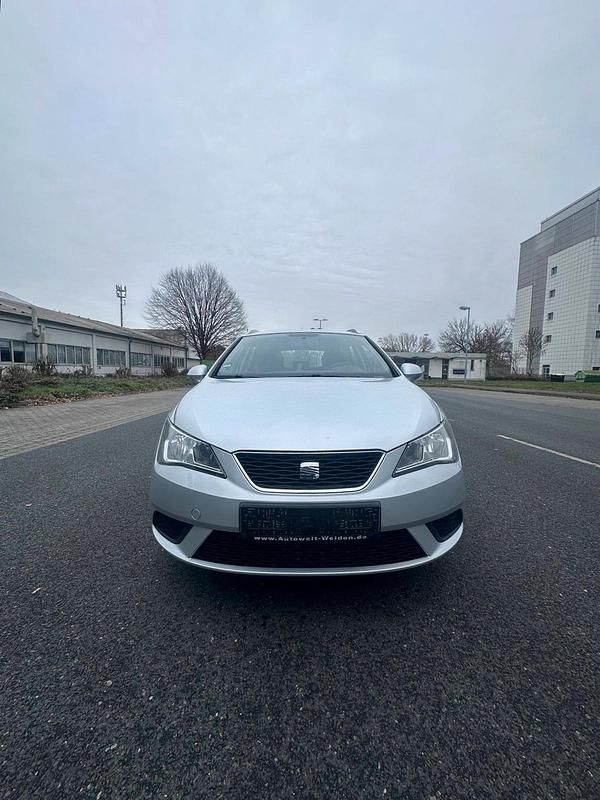 Silber Gebraucht 2013 Seat Ibiza ST Kombi | 3.750 € (Guter Preis) - Bild 1/4