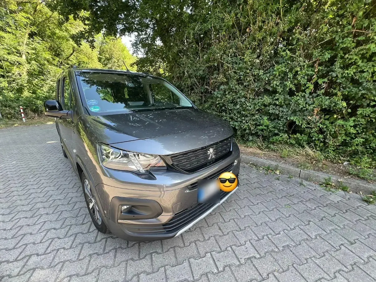 Gebraucht Peugeot Rifter Allure 131 PS (96 kW) 2020 Grau Van / Kleinbus