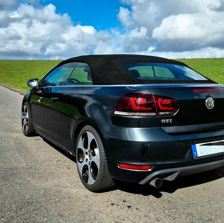Gebraucht VW Golf Cabriolet GTI 211 PS (155 kW) 2014 Grau Cabrio