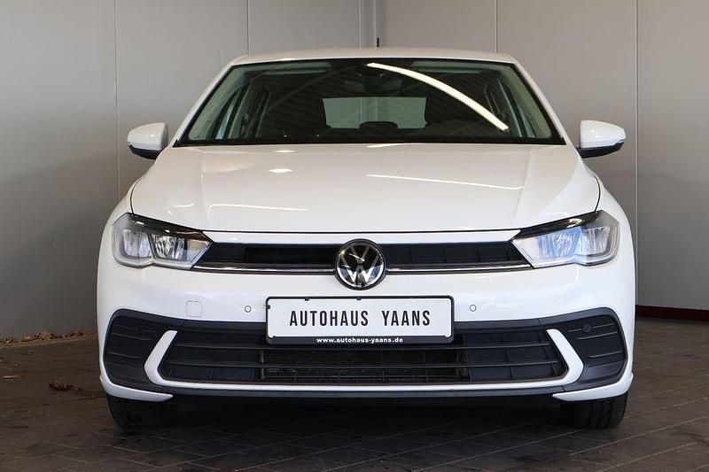Gebraucht VW Polo 80 PS (58 kW) 2022 Weiß Kleinwagen